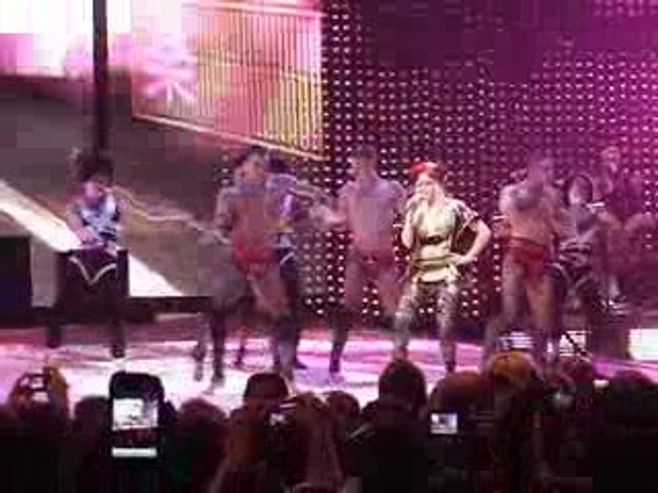 Kylie Minogue - Nudity - Paris 2008