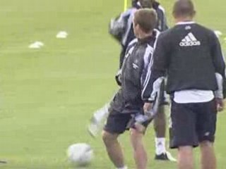 Kinnear named Newcastle interim manager