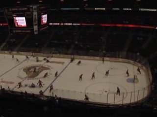 Echauffement avant le match Ottawa-New York