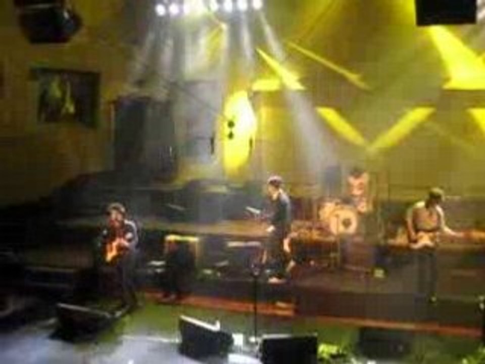 Mr Hyde + I Bet You Look Good On The Dancefloor