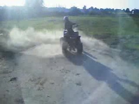 moi en quad blaster 200