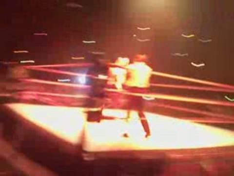 Kane entrance a Bercy 27 09 08