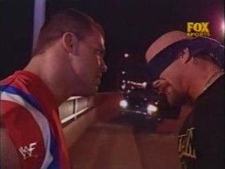 Angle embarrass Stone Cold Steve Austin