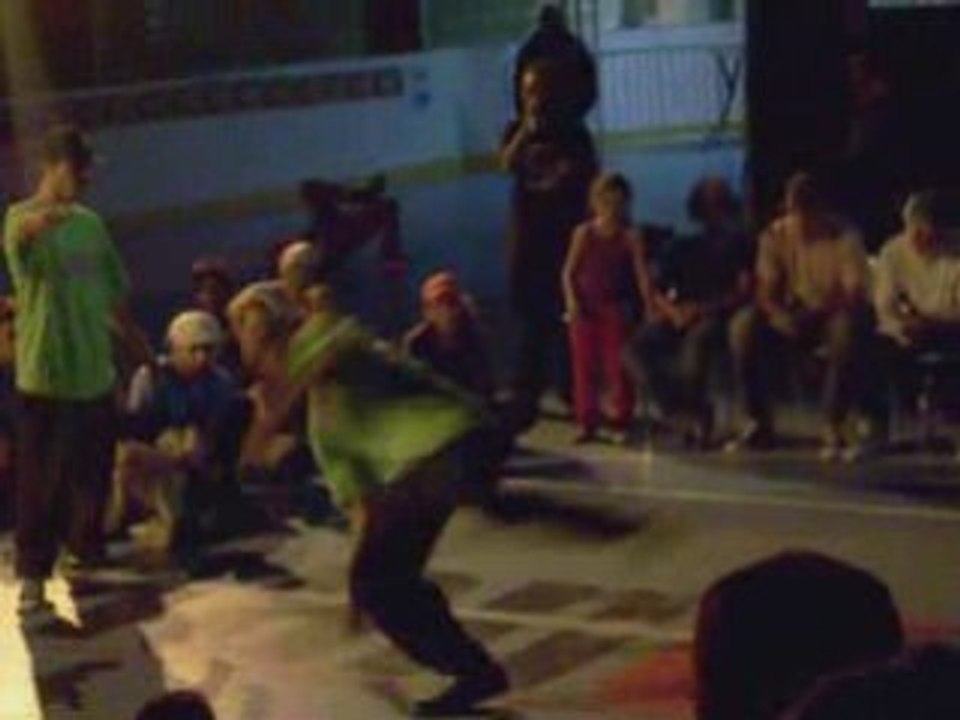 Montage 27.09.2008 Batlle Circle Prinz - Le Hangar (Nantes)