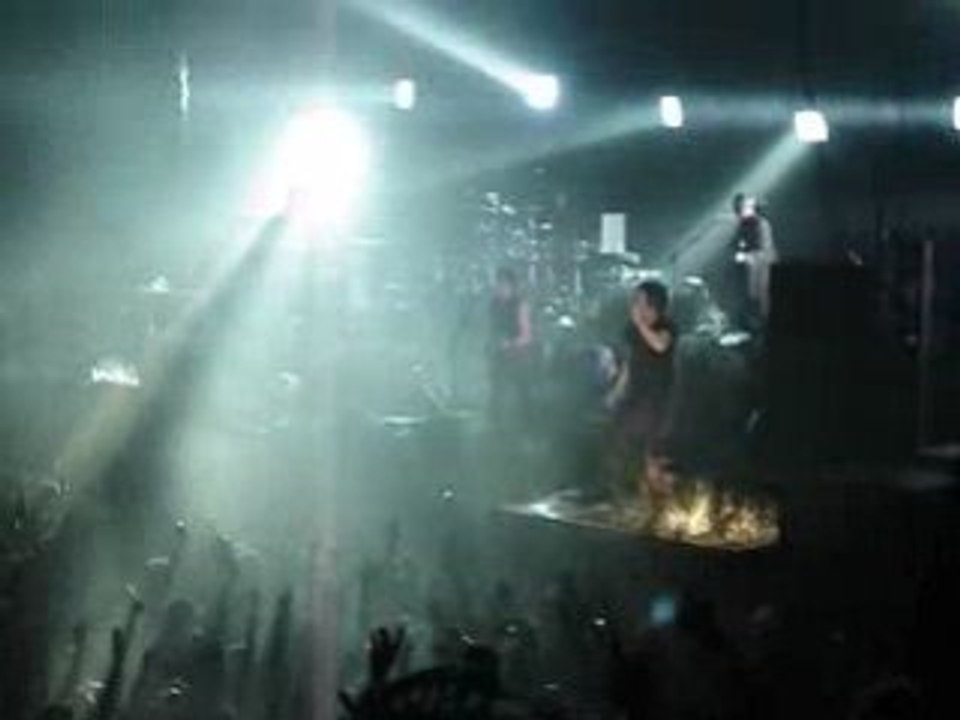 Indochine - L'aventurier - Paris Bercy 2006