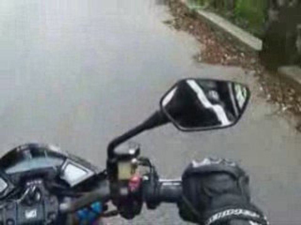 CB1000R entre la bollène de vésubie et le col du turini