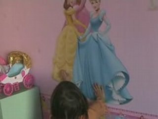 la decouverte de la chambre princesse par lou