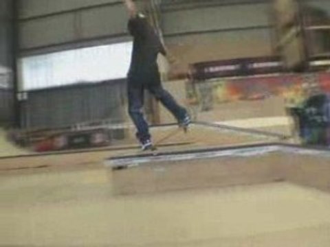 Siroccosk8 edouard nollie nose grind