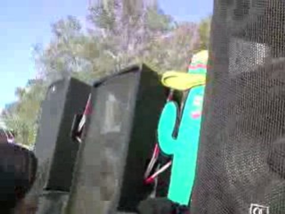 V280908_09.56