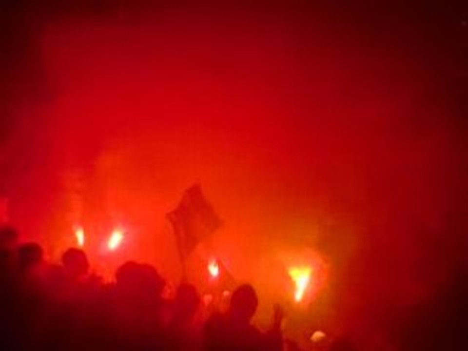 Psg - Nantes Fumigene but de Kezman