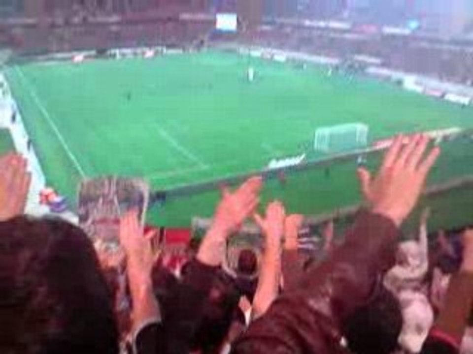 Psg - Grenoble  Nous sommes les Parisiens