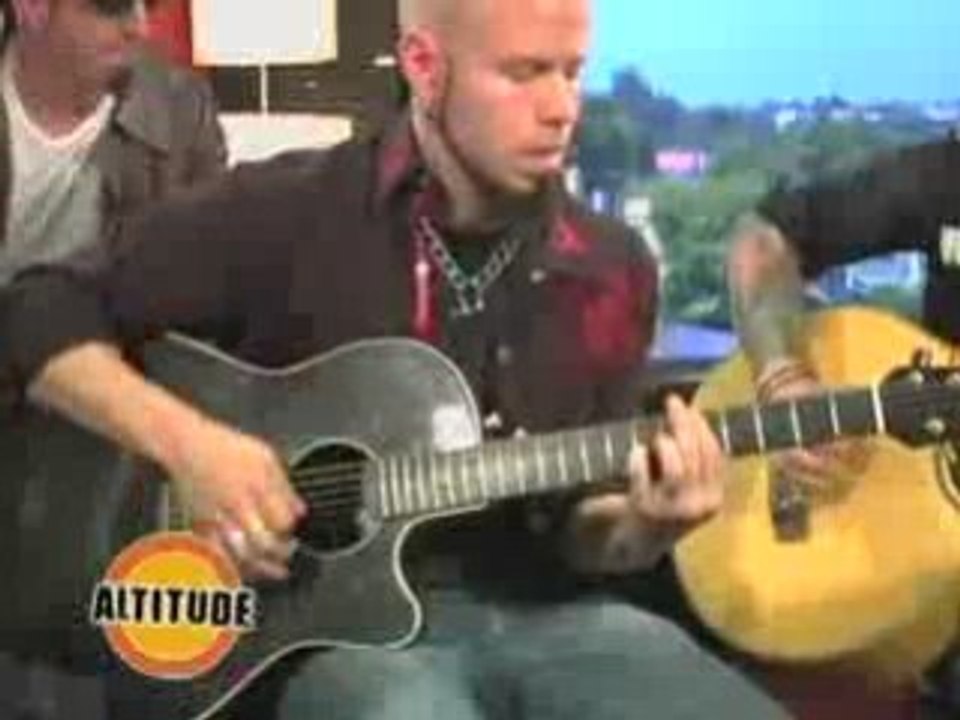 Drowning Pool - 37 Stitches Live