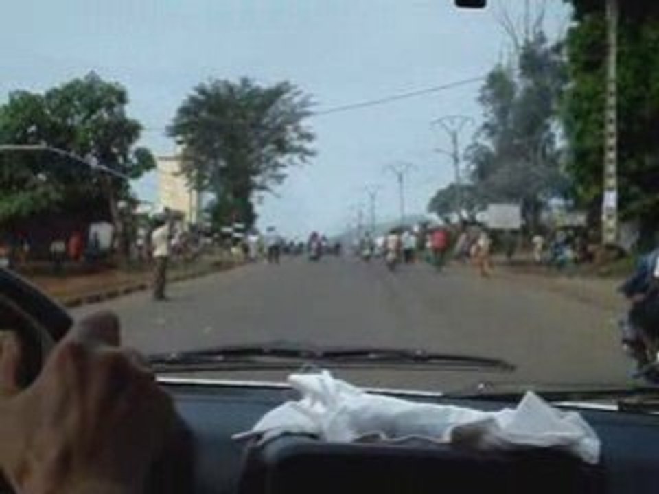 en route pour Koutala...avec les soeurs 4X4