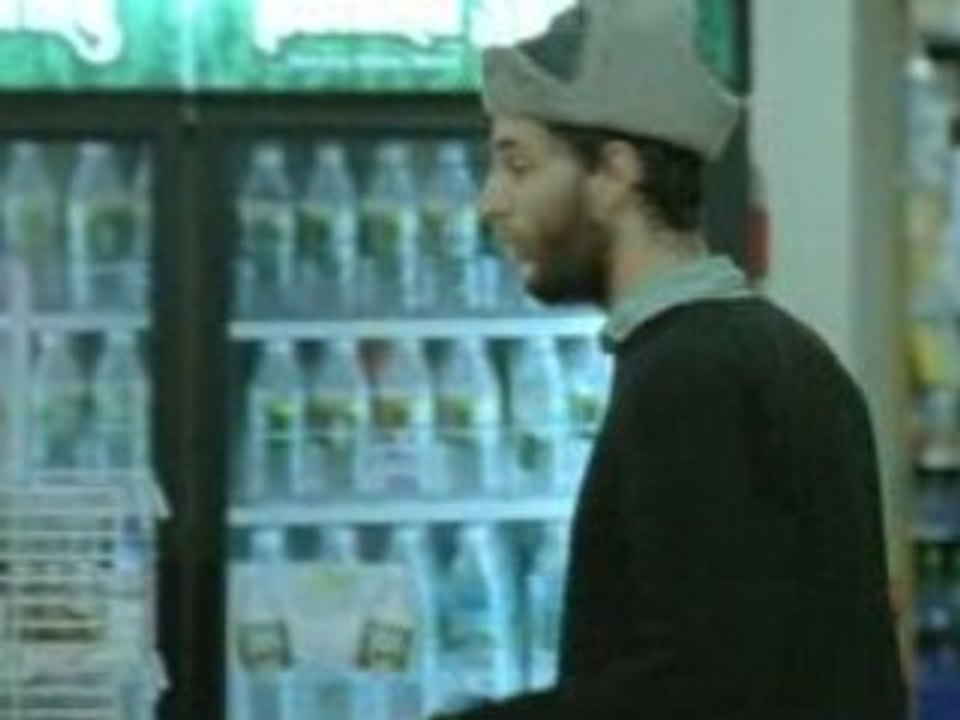 The Pleasure of Being Robbed Trailer