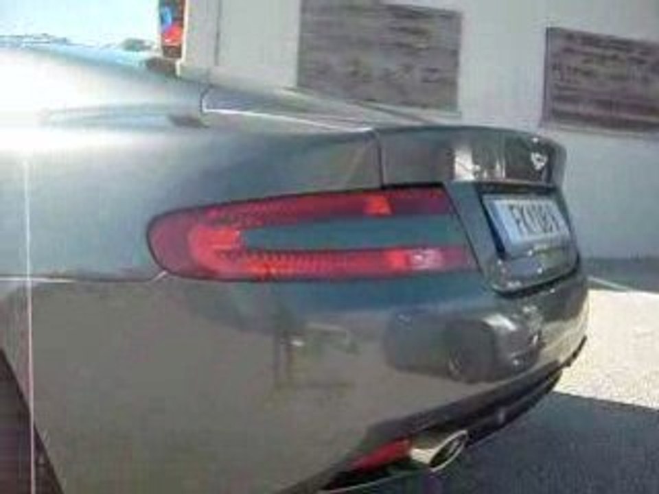 Démarrage départ Aston Martin DB9 Mercedes Mc Laren SLR