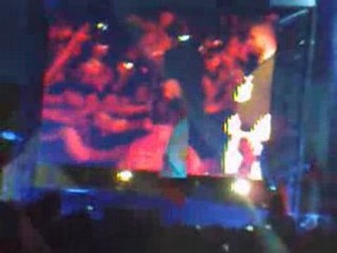 Amy Winehouse Coup de poing GLASTONBURY 2008