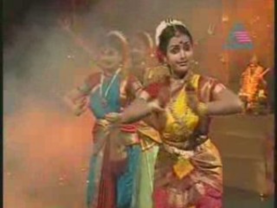 Star Stages www.veeduonline.com D2008-09-30 Part1