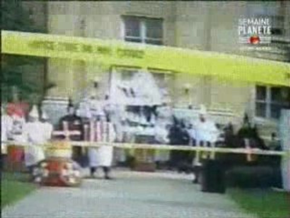 Documentaire: Le nouveau visage du Ku Klux Klan 3/3