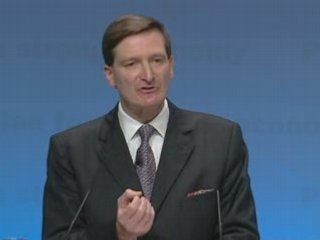 Tories vow to cut police red tape