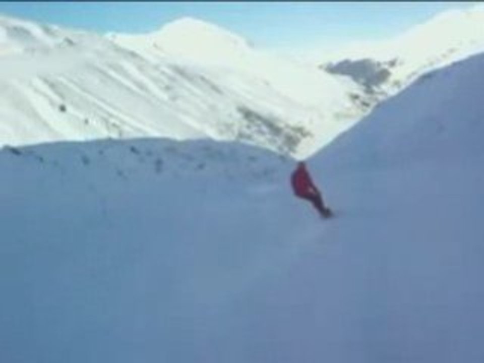 SNOWBOARD
