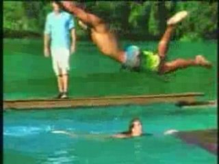 Intro Survivor Micronesia