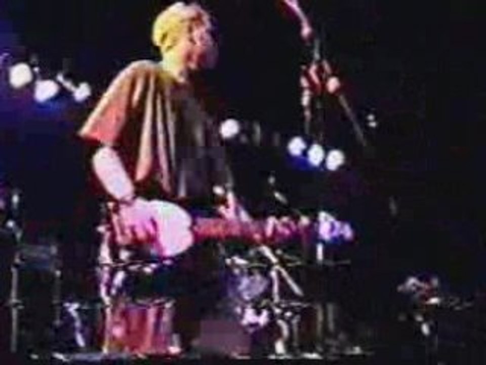 14 Blink-182 - Toast and bananas (Soma San Diego 1995)