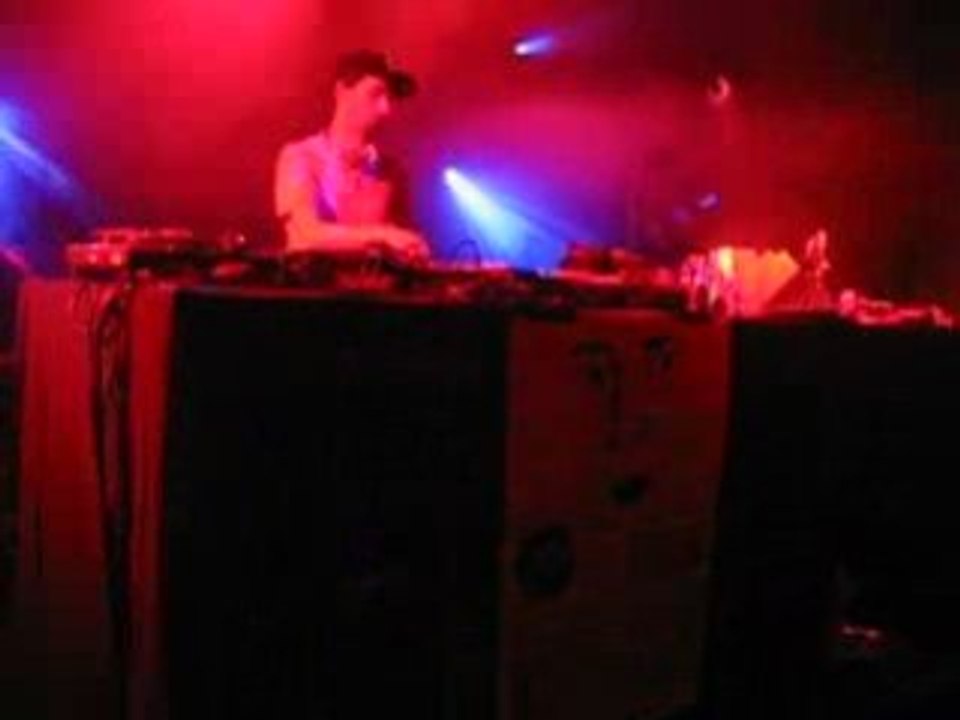 Ososphere 2008 - Feadz - M. Oizo