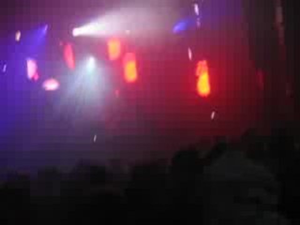 Ososphere 2008  ? - D.A.N.C.E (justice Remix)