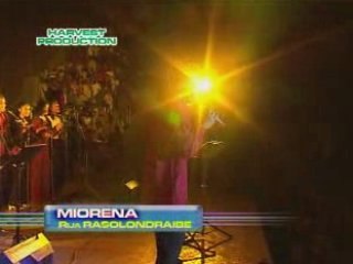 Rija Rasolondraibe -  Miorena  - live Mahamasina