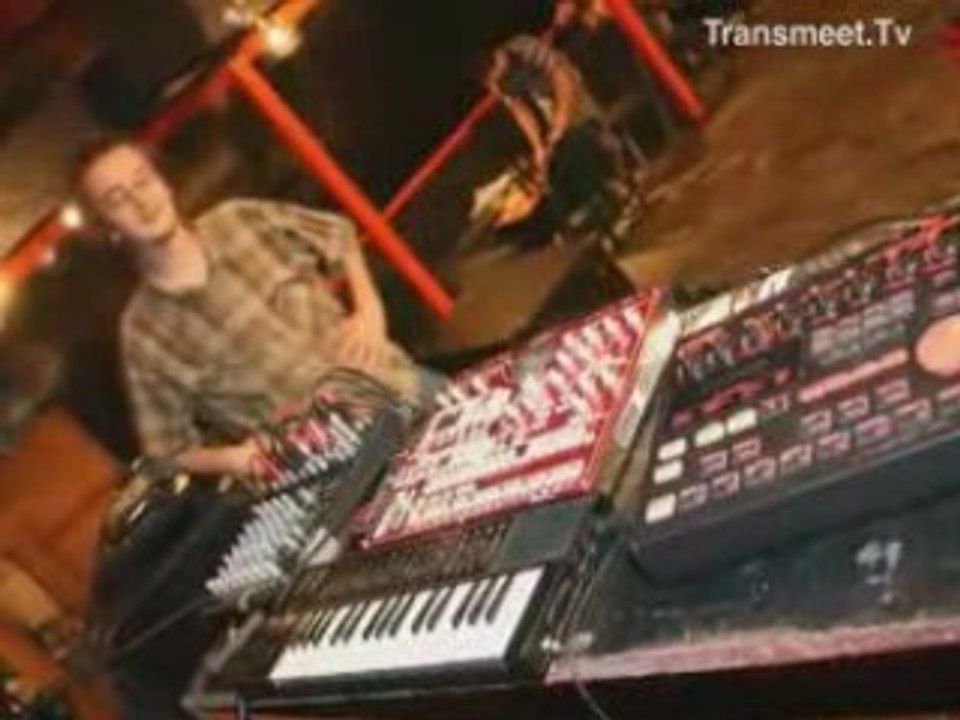 Alcalica dubstep concert koncert in KSET