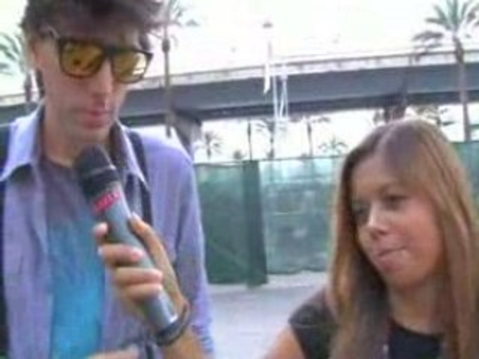 MtvDay - Le Mobile Reporters con Bugo