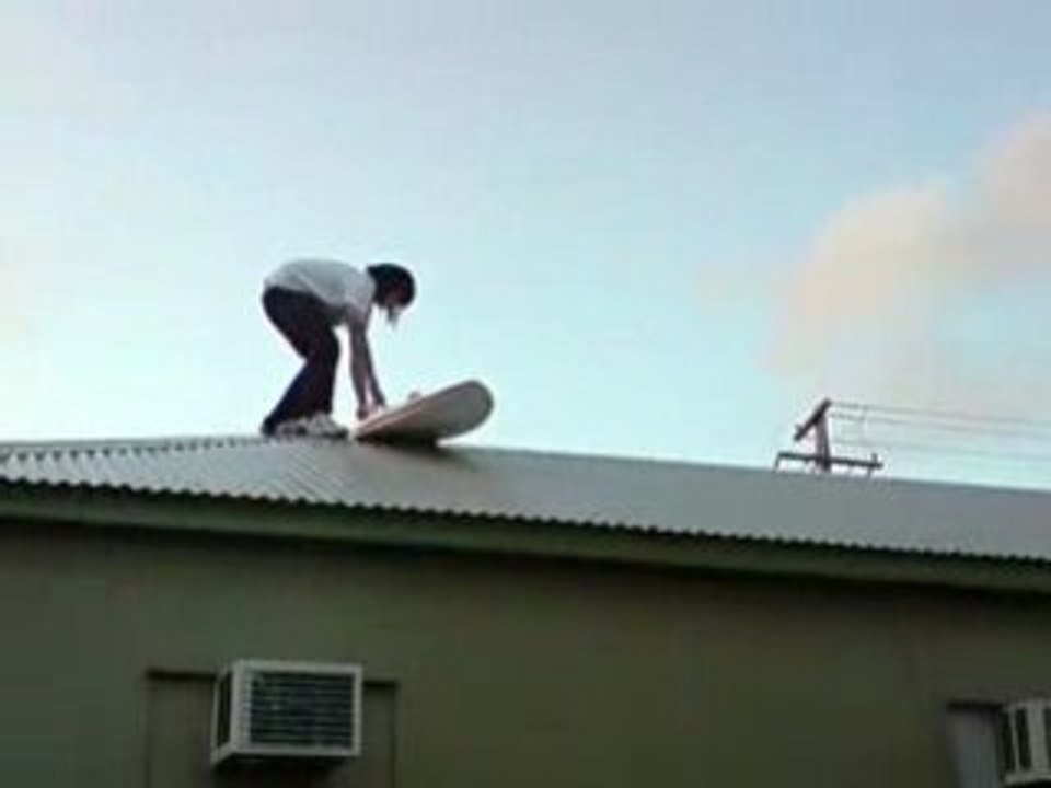 surfer sur un toi !! bravo