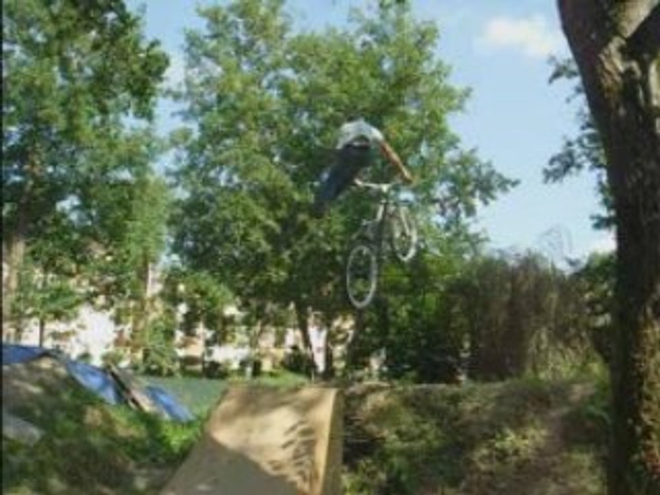 street/dirt