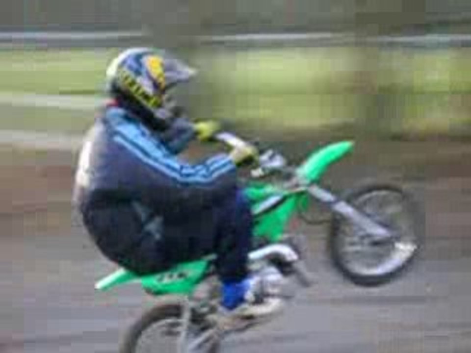 Premier dirt