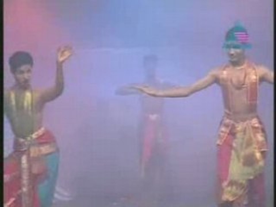 Star Stages www.veeduonline.com D2008-10-02 Part1