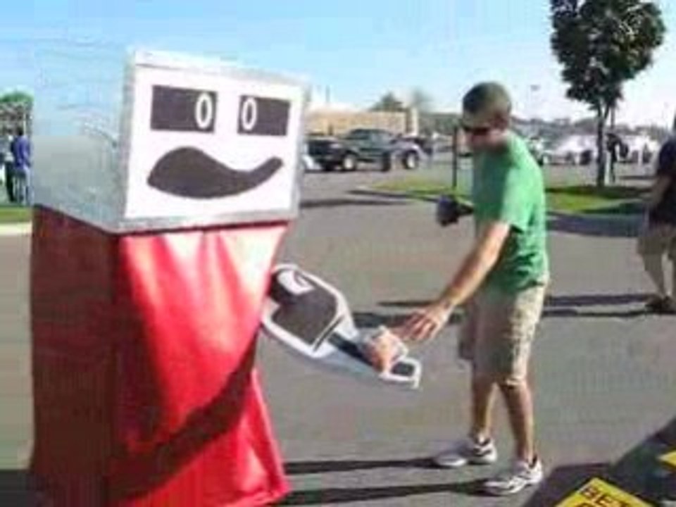 Pumpy Tries Cornhole - ND Tailgating