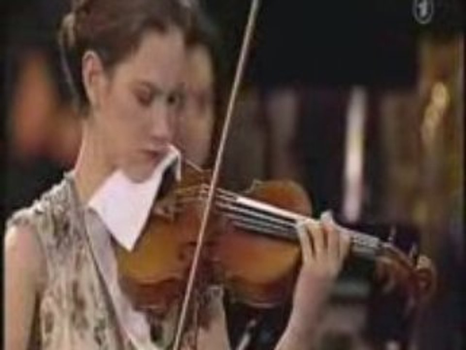 Hilary HAHN.Concerto pour Violon de MOZART. KV216.Mvt 1 P1 . Vidéo