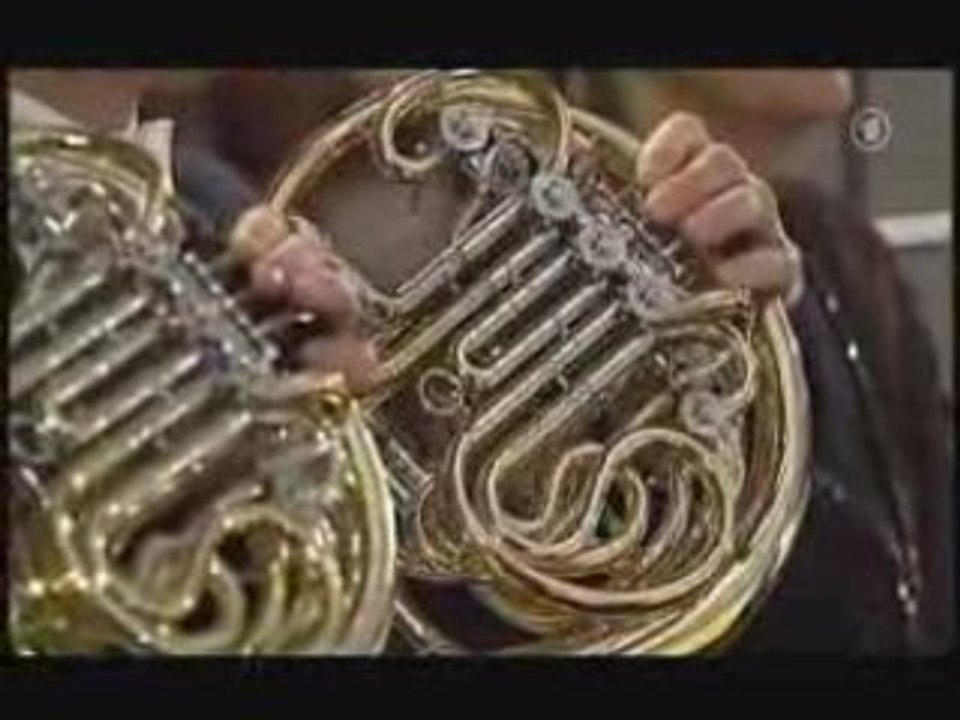 Hilary HAHN.Concerto pour Violon de MOZART. KV216.Mvt 3 P1 .