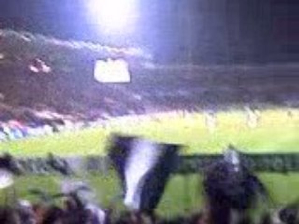 aux armes bordeaux -as roma juste enorme