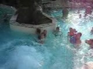 Center park aout 2008 piscine chaude et jet bouillonnant