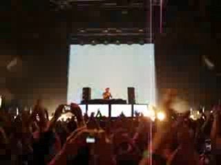 Tiesto -  Chase The Sun (Planet Punk) live