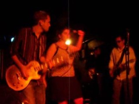 Queen Lolo I smell a rat au comptoir du jazz