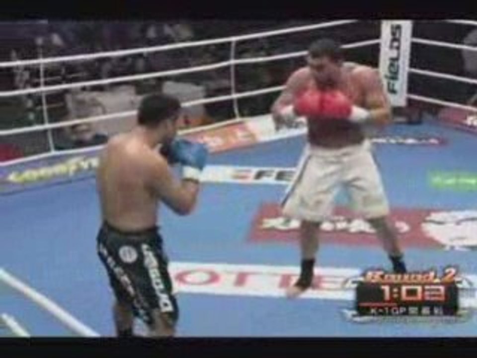 JEROME LE BANNER VS JUNICHI SAWAYASHIKI K-1 WGP 2008 FINAL16