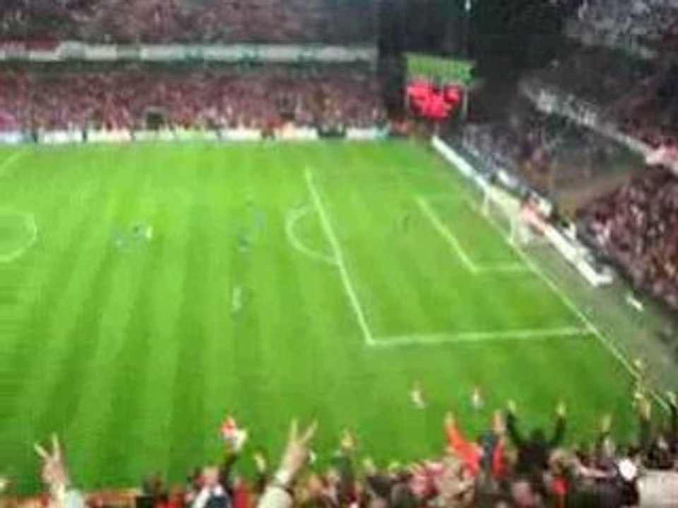 Standard - Everton - But axel