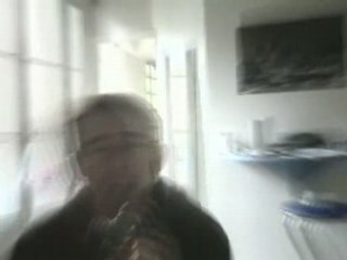 Wiwi égratigne "Marie"