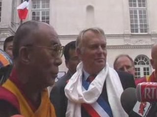 JMA et le Dalai Lama  : interview et plaisanteries