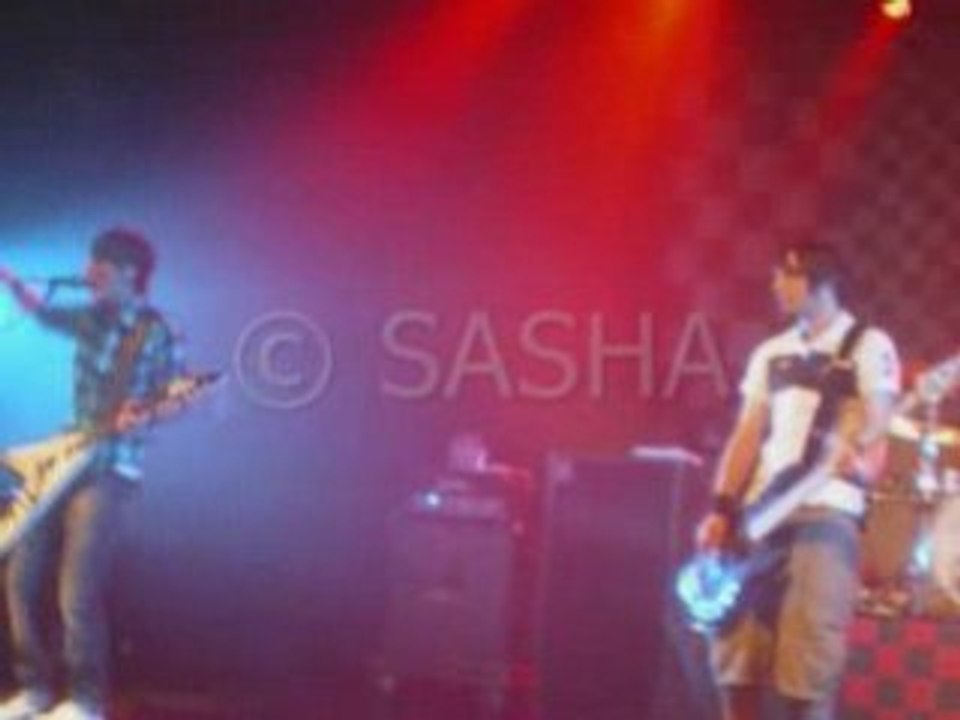 28.09.08 : Rmix Stress im nightliner Killerpilze Le Bataclan