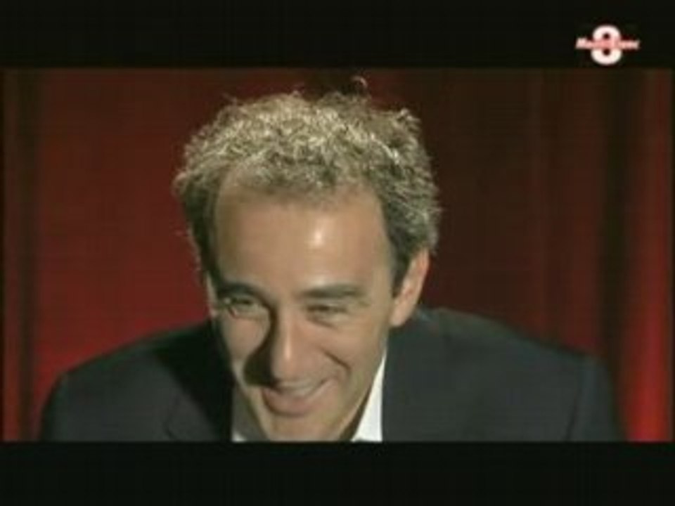 Elie Semoun : interview et extraits de son spectacle MERKI