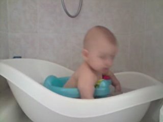 clément dans le bain