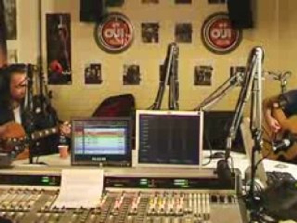 BACKYARD BABIES - Minus Celsius - LIVE AT OUI FM
